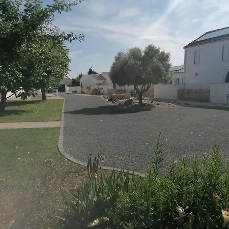 Holiday home Le Mousse Maison Avec Piscine/parking/wifi/plages 5kms Les Mathes