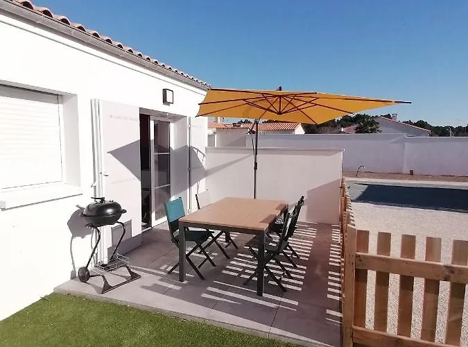 Сasa de vacaciones Le Mousse Maison Avec Piscine/parking/wifi/plages 5kms *