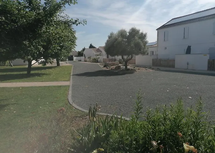 Сasa de vacaciones Le Mousse Maison Avec Piscine/parking/wifi/plages 5kms Les Mathes