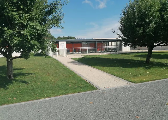 Le Mousse Maison Avec Piscine/parking/wifi/plages 5kms Сasa de vacaciones *